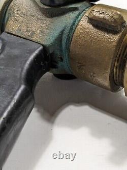 Akron Pistol Grip Brass Fire Fighting Vari-nozzle 1-1/2