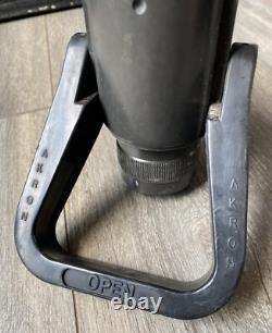 Akron Turbojet Adjustable GPM Fire Nozzle with Grip UNTESTED SURPLUS Loose Handle