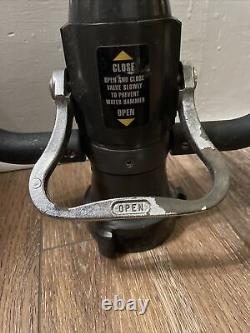ELKHART 2.5 Nozzle Playpipe Shut Off SHUTOFF Grip Cleve 3.078.8 Fire Hose 1 1/4