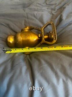 Navy brass fire nozzle, still works. Antique fire nozzle. Made In USA