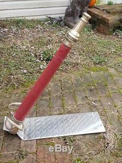 VINTAGE ANTIQUE BRASS FIRE HOSE NOZZLE with stand