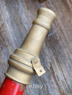 VINTAGE BRASS 31 FIRE TRUCK HOSE Play Pipe NOZZLE Decorative Side Mount BIG RED