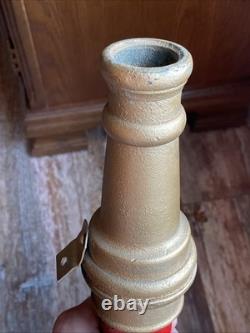 VINTAGE BRASS 31 FIRE TRUCK HOSE Play Pipe NOZZLE Decorative Side Mount BIG RED