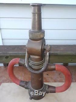 Vintage AKRON Brass 1939 NOLEAK Fire Fire Nozzle On / Off Valve w Red Handles