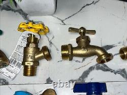 26 QTY ! EN VRAC - Raccords de tuyau en laiton, buse de tuyau d'incendie Watts B64.2, dispositif de rupture de vide