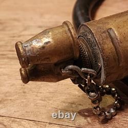 2- Vtg Pompier INDIAN D. B SMITH Nettoyeur de Pompe à Feu en Laiton avec Tuyau et Buse de Sac à Dos