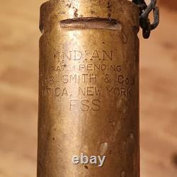 2- Vtg Pompier INDIAN D. B SMITH Nettoyeur de Pompe à Feu en Laiton avec Tuyau et Buse de Sac à Dos