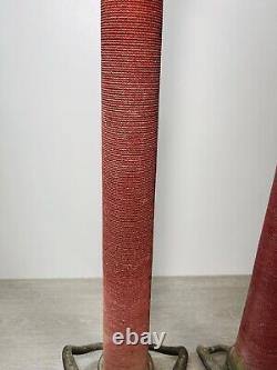 2 tuyaux de pompier vintage en laiton enveloppés de la société UNDERWRITERS avec buse de 30 pouces