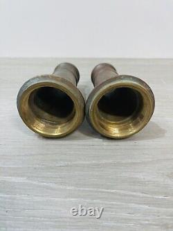 2 tuyaux de pompier vintage en laiton enveloppés de la société UNDERWRITERS avec buse de 30 pouces