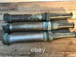 3 Grandes Buses de Tuyau de Feu Vintage Elkhart 23 1/2 pouces de long 1.5000 Patine Verdigris
