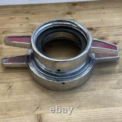 Adaptateur de camion de pompier pivotant