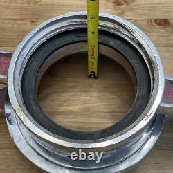 Adaptateur de camion de pompier pivotant