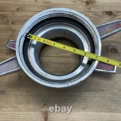 Adaptateur de camion de pompier pivotant