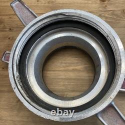 Adaptateur de camion de pompier pivotant