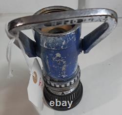 Akron Brass Turbo Jet. Buse de tuyau de service d'incendie.