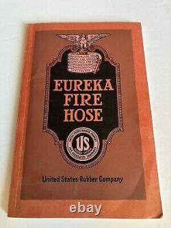 Ancien catalogue de matériel de lutte contre l'incendie Eureka, avec des insignes de pompier et des buses.