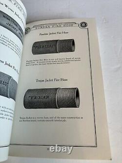 Ancien catalogue de matériel de lutte contre l'incendie Eureka, avec des insignes de pompier et des buses.