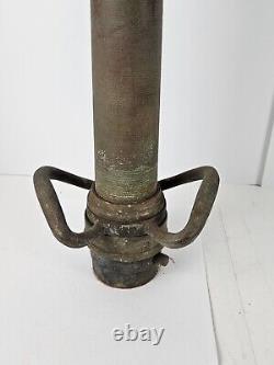 Ancien embout de tuyau de camion de pompier américain en laiton bronze des années 1930, 31,5 cm