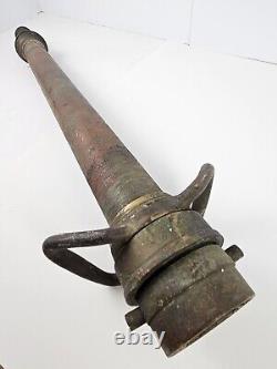 Ancien embout de tuyau de camion de pompiers américain en laiton bronze des années 1930, grand modèle 32