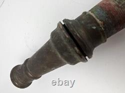 Ancien embout de tuyau de camion de pompiers américain en laiton bronze des années 1930, grand modèle 32