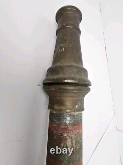 Ancien embout de tuyau de camion de pompiers américain en laiton bronze des années 1930, grand modèle 32