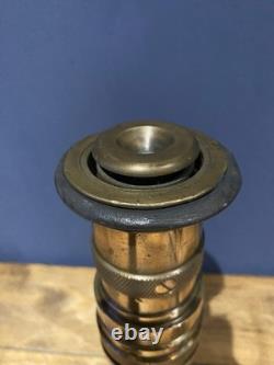 Ancien gicleur de tuyau d'incendie en laiton massif