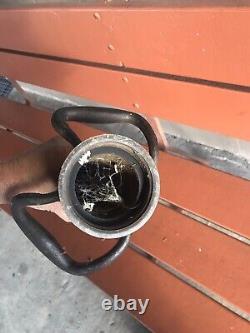 Ancien grand embout de tuyau de camion de pompier en cuivre des années 1900