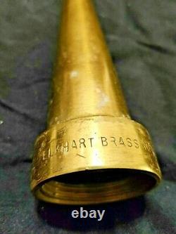 Ancienne Elkhart Brass Mfg. Co. Inc. 10 Service D'incendie D'époque De La Buse