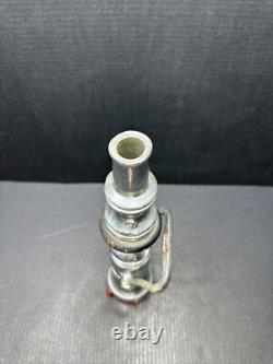 Ancienne buse d’incendie de la société Elkhart Brass Manufacturing Company