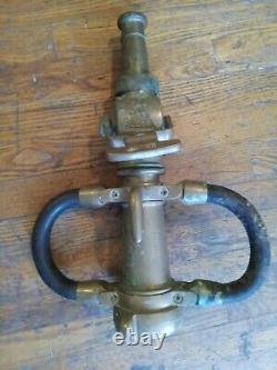 Ancienne buse d'incendie de tuyau de jeu AMERICAN LAFRANCE 21/2 pouces