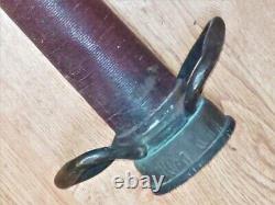 Ancienne buse d'incendie en laiton à poignées doubles enveloppées de laiton Donahue N. Y. de 30 pouces de long & embout