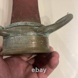 Ancienne lance à incendie en laiton de la compagnie Vintage American Le France Fire Engine Co.