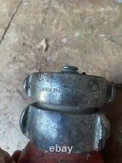 Ancienne pompe à incendie - Soupape / levier pivotant en laiton de pompier + cloche de camion Akron Brass Co