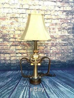 Antique Hyflo 1919 American Lafrance Feu Buse Lampe Sur Mesure Et De L'ombre