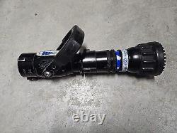 BOUCLE DE CONSEILS DE FORCE D'INTERVENTION TFT Buse automatique d'admission 70-200 GPM Noire avec rupture 1.5 NH