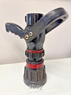 BUSE DE LUTTE CONTRE INCENDIE TURBOJET 1-1/2 AVEC POIGNÉE EN PISTOLET (Style n° 367)
