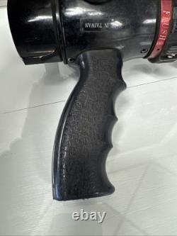 BUSE DE LUTTE CONTRE INCENDIE TURBOJET 1-1/2 AVEC POIGNÉE EN PISTOLET (Style n° 367)