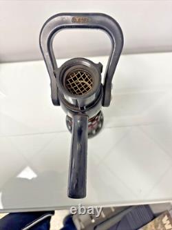 BUSE DE LUTTE CONTRE INCENDIE TURBOJET 1-1/2 AVEC POIGNÉE EN PISTOLET (Style n° 367)