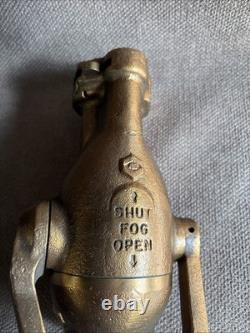 Buse à brouillard pour tuyau d’incendie Akron vintage en laiton, poids industriel de 8,5 lb