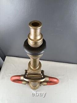 Buse à incendie en laiton vintage Wooster de 2 1/2 pouces avec 3 embouts empilés