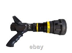 Buse d'incendie Akron Assault Style 4824