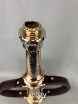 Buse d'incendie en laiton vintage Larkin de 21/2 pouces avec embout