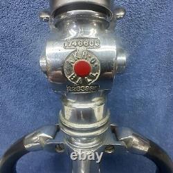 Buse d'incendie vintage Akron Ball Elkhart Brass Co. Sapeurs-pompiers Département d'incendie 20