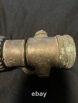 Buse d'incendie vintage Elkhart Brass des chemins de fer B & M
