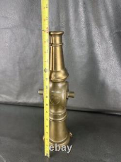 Buse d'incendie vintage Elkhart à levier de coupure, manquant le bouton de coupure avec rizer