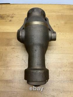 Buse d’incendie vintage en laiton massif 1 1/2, semble neuve, ancien stock neuf #0657