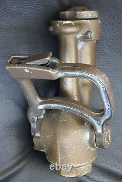 Buse de contrôle de feu du pont d'envol de la marine USN en laiton vintage, San Jose, Californie