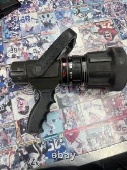 Buse de lutte contre l'incendie Turbojet Akron Style 1723 avec poignée pistolet