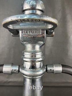 Buse de pompier Vintage Elkhart 2,5 po avec arrêt à levier LaFrance et embout