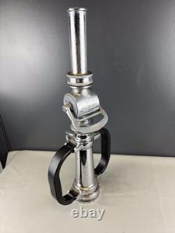 Buse de pompier vintage Powhaton Chrome 2 1/2 po avec embout de 1 1/4 po